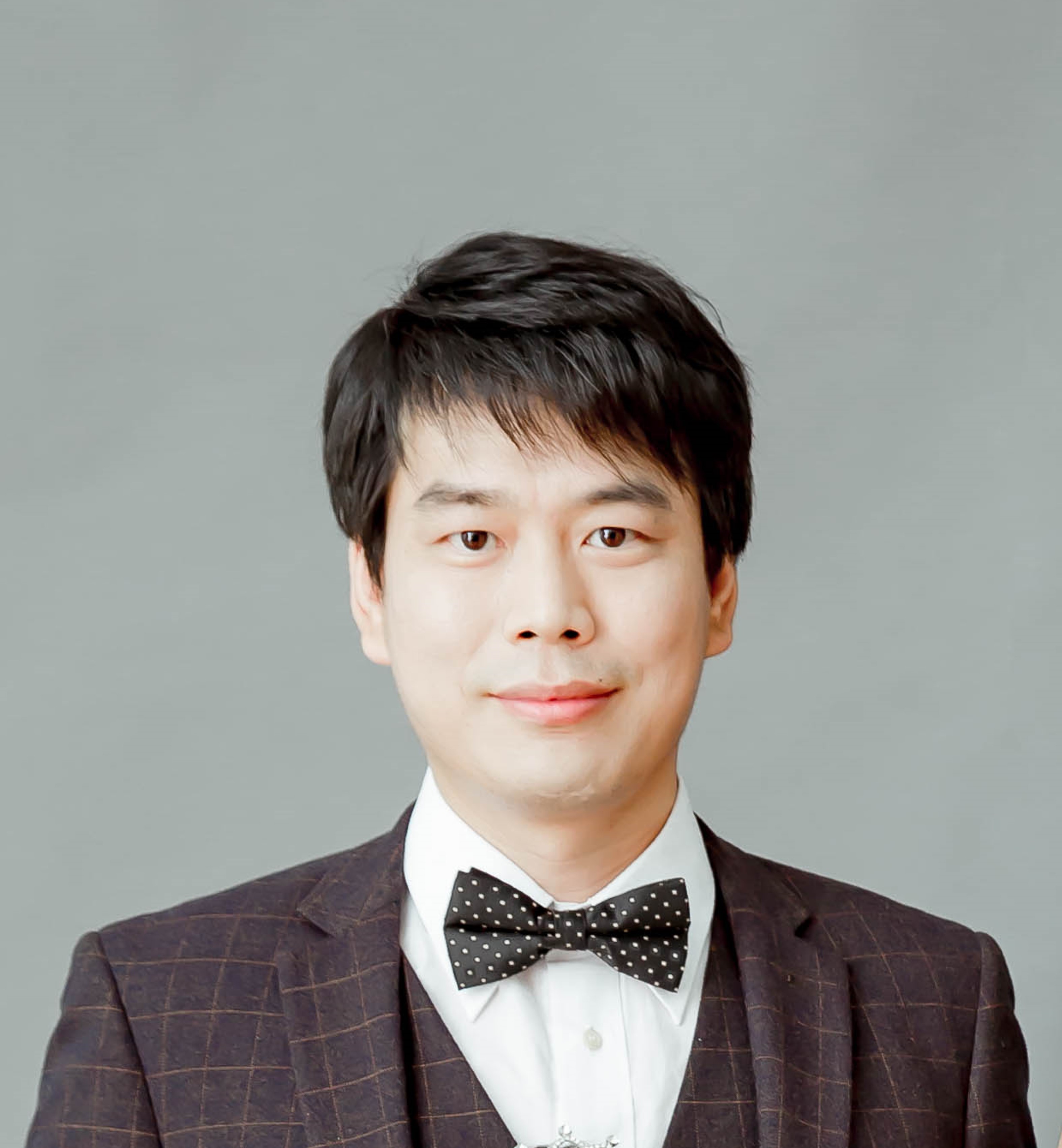任伟-上海大学材料基因组工程研究院